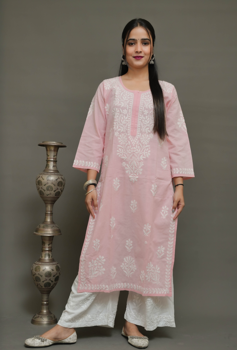 Rose Petal Chikankari Kurta (2)