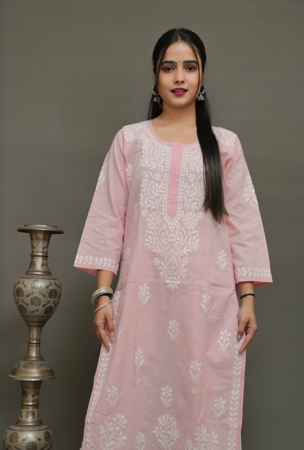 Rose Petal Chikankari Kurta (3)