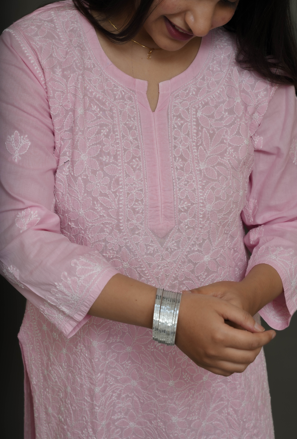 Rose Petal Chikankari Kurta (7)