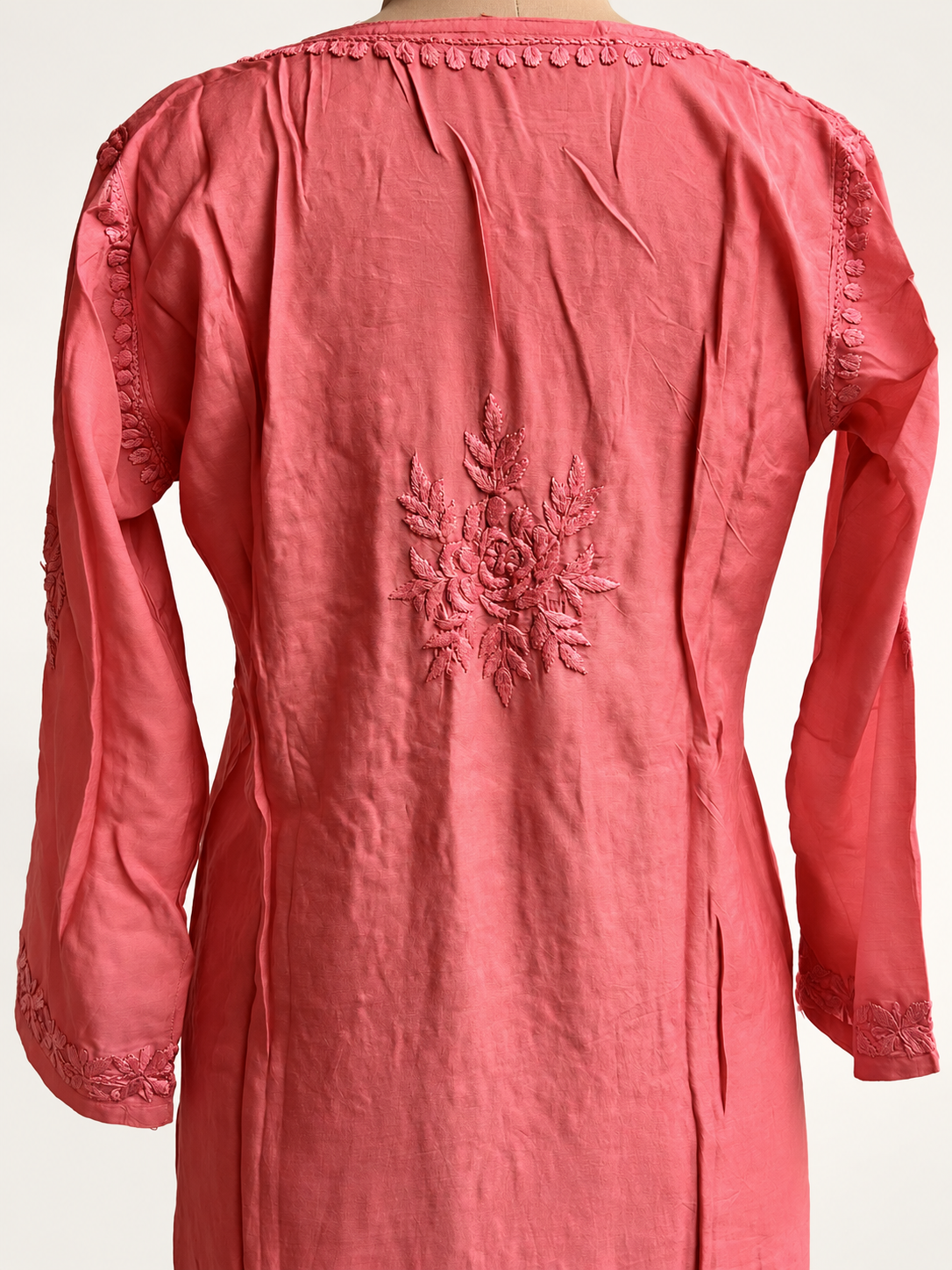 058-B_b7d793368_v1_02_Back_Mannequin Champagne Bloom Chikankari Suit - Muslin Chikankari 2-Piece Suit Set by Feathers by Priya - Image 4